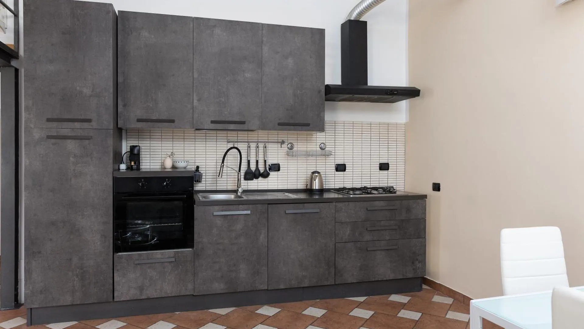 Exclusive Loft Banksy In Porta Romana Apartment Milan
